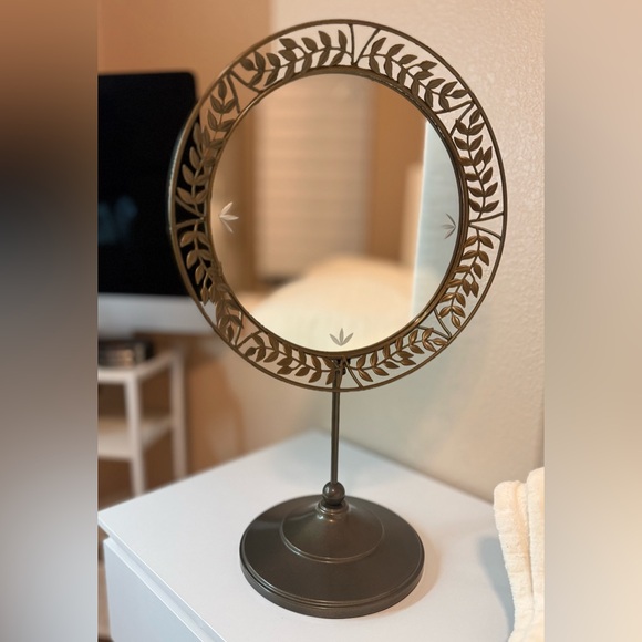 RARE Princess House Mirror with Pedestal Large Gloria Décor Bronze Vanity Mirror